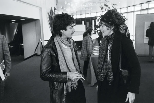 Gabor Szilasi, Roger Bellemare et Betty Goodwin au vernissage de l’exposition Le choix des galeries à la Place des Arts, avril 1975