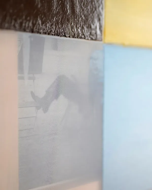 Paul Hardy, Sitting. Reading. - Détail