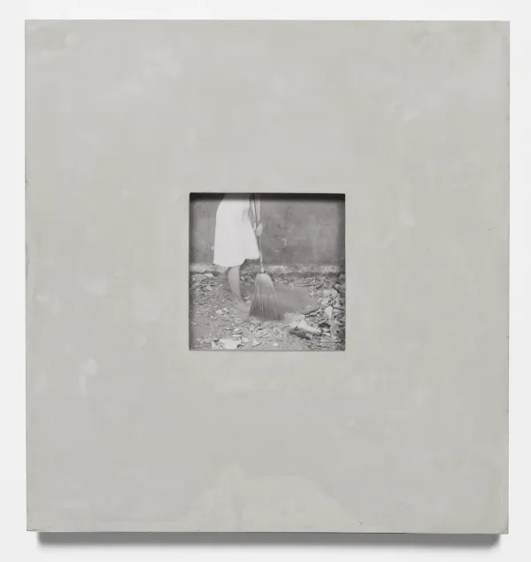 Suzy Lake, Making a True Space #18